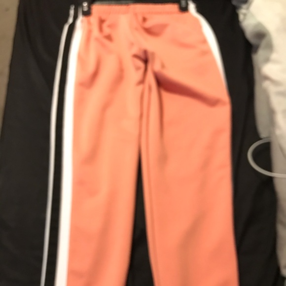 AAO pink track suit - Picture 5 of 6